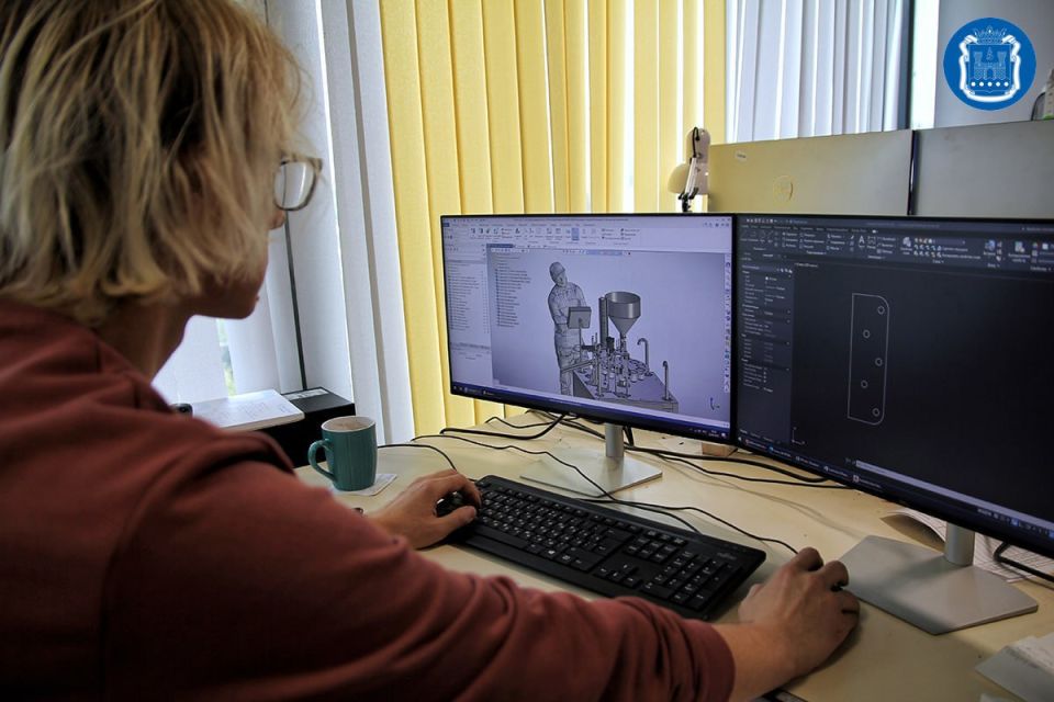 ��������� ���� ������ �� ������������ ������ � ����� ����� � ���������� �������