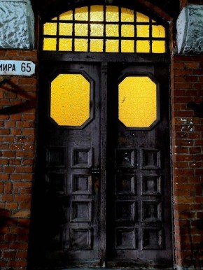 А вы знали?. Многие двери в Калининграде и области были изготовлены в XIX веке