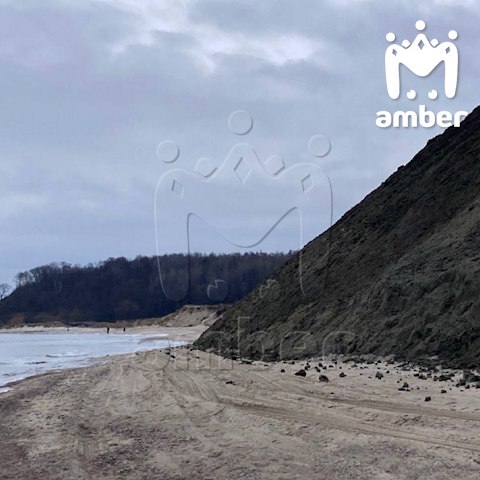 Янтарный комбинат сбрасывает отходы в море Янтарный комбинат сбрасывает отходы в море