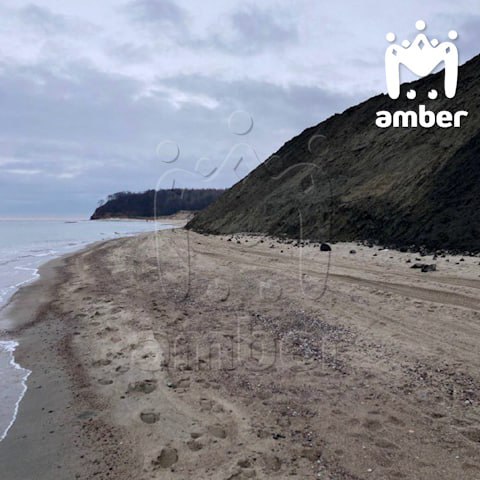 Янтарный комбинат сбрасывает отходы в море Янтарный комбинат сбрасывает отходы в море