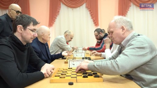 � ������������ ���������� ���������� ����� ������� �� ������� ������