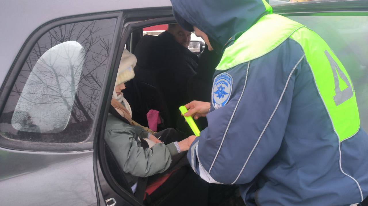 Сотрудники Госавтоинспекции МО МВД России «Багратионовский» напоминают пешеходам и водителям о видимости в темное время суток