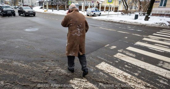В Зеленоградске пожилых людей решили научить падать и не ломаться