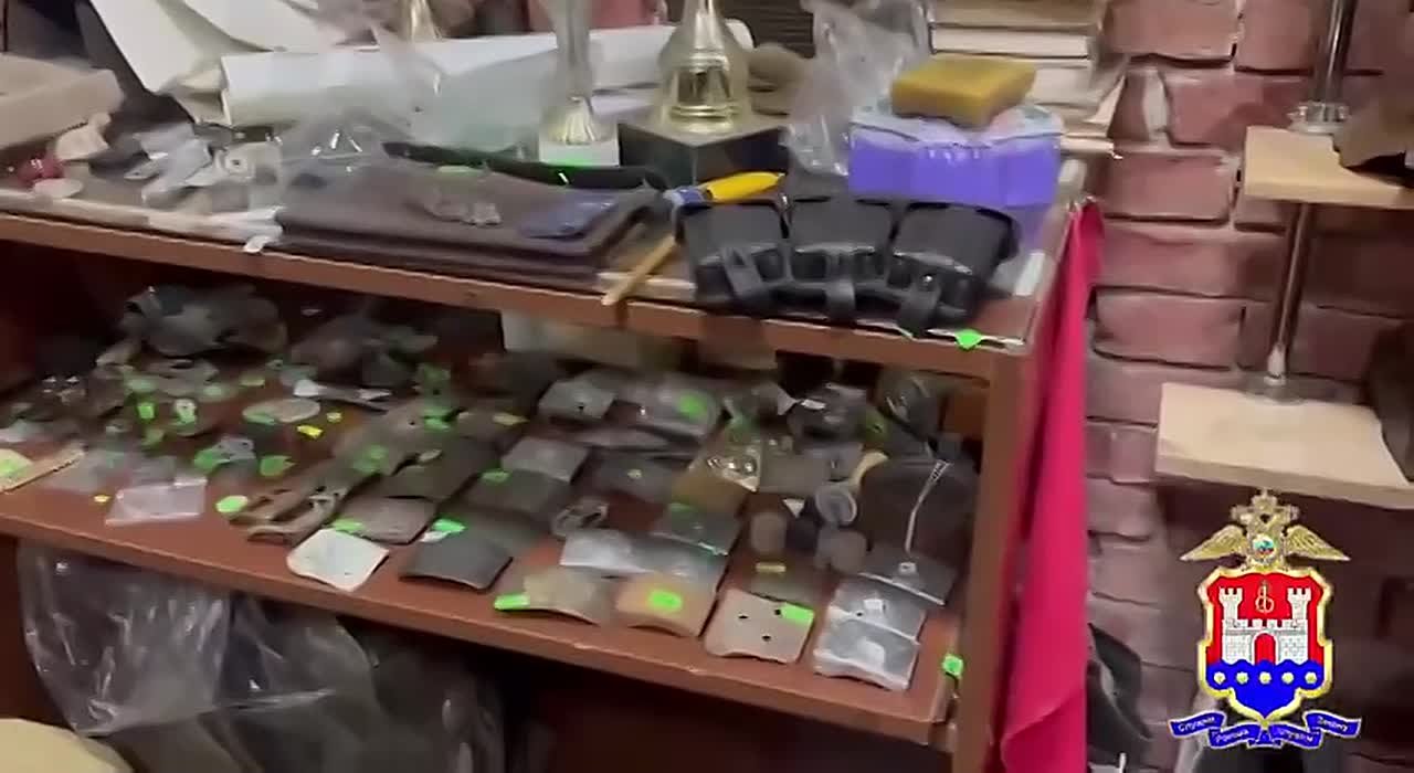 В магазине под Гвардейском обнаружили товары с нацистской символикой