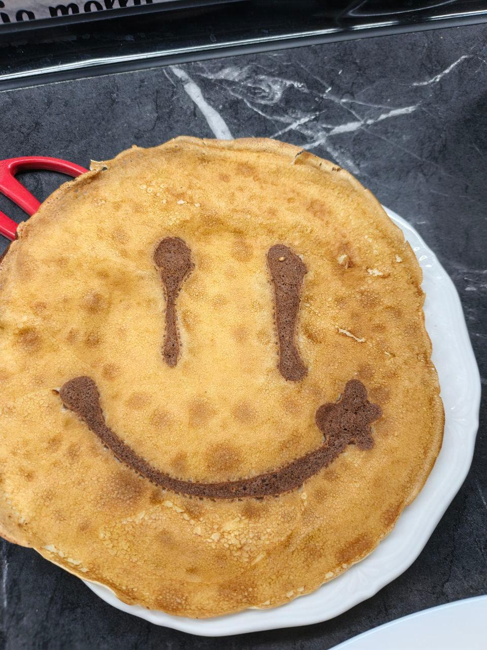 Завершаем наш блинный марафон вкусной подборкой от наших читателей: здесь и яркие цветные блины, и изящные ажурные, и аппетитные закуски, а ещё в кадр случайно попал голодный пес Завершаем наш блинный марафон вкусной подборкой от наших читателей: здесь и яркие цветные блины, и изящные ажурные, и аппетитные закуски, а ещё в кадр случайно попал голодный пес