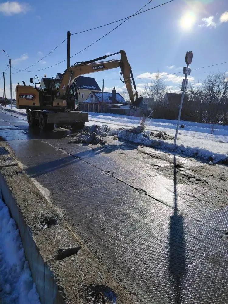 В Калининграде после морозов снова выводят дорожников на объекты В Калининграде после морозов снова выводят дорожников на объекты