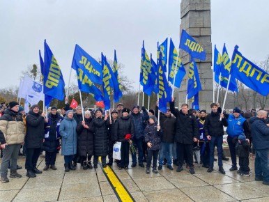 В Калининграде региональное отделение ЛДПР торжественно отметило День защитника Отечества