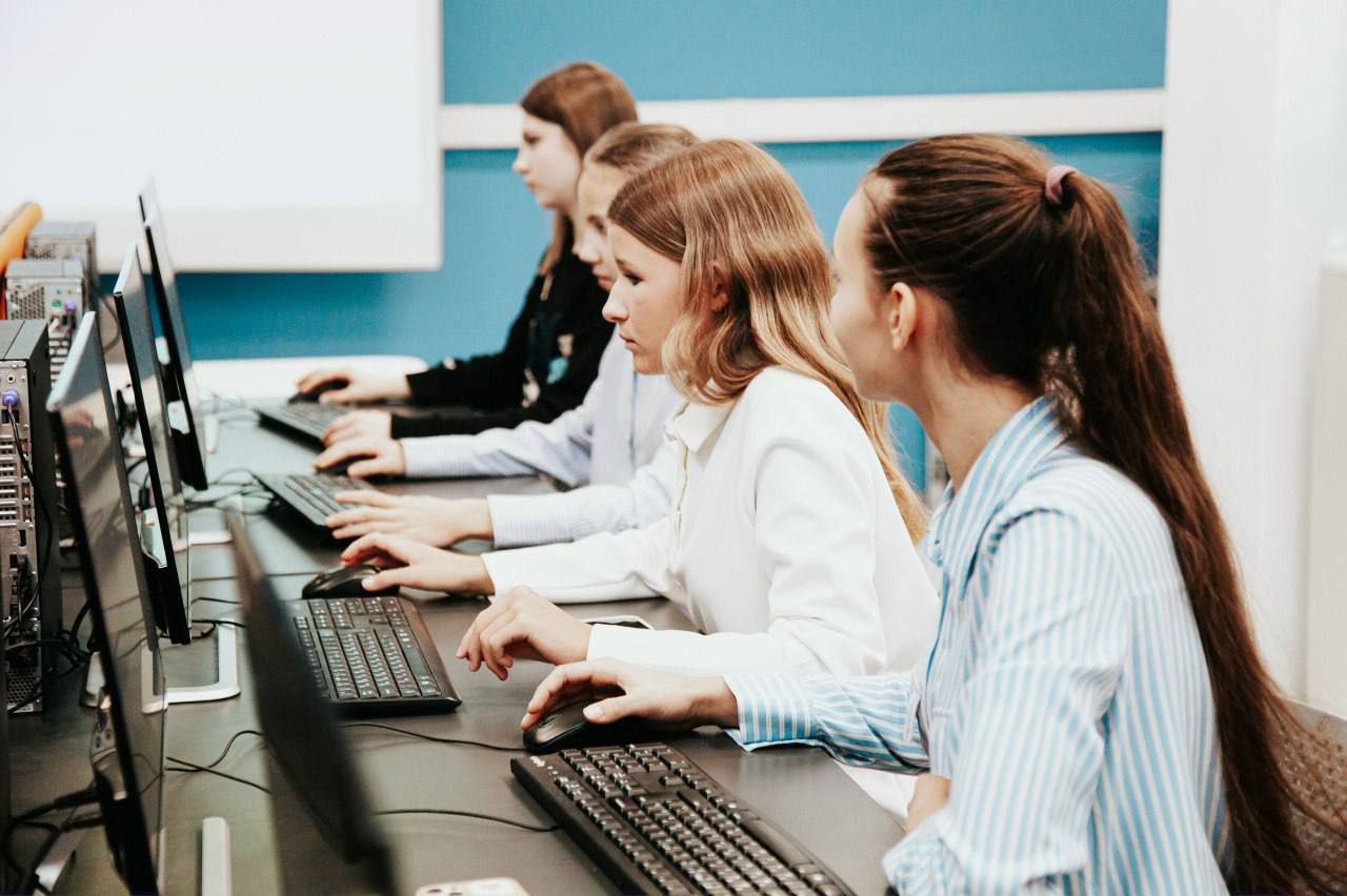 Беспрозванных назвал самые популярные предметы у калининградских выпускников на ЕГЭ Беспрозванных назвал самые популярные предметы у калининградских выпускников на ЕГЭ