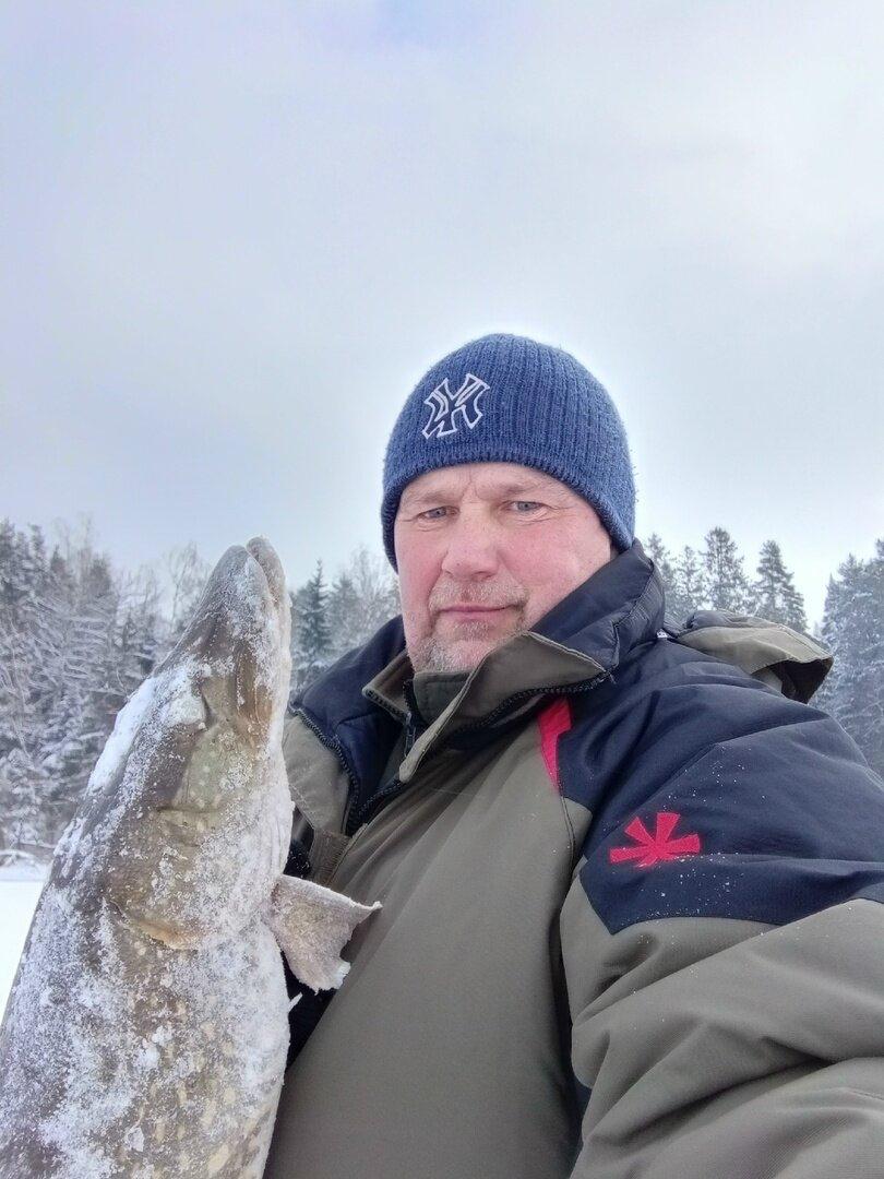 Калининградец поймал на Виштынце 9-килограммовую щуку Калининградец поймал на Виштынце 9-килограммовую щуку