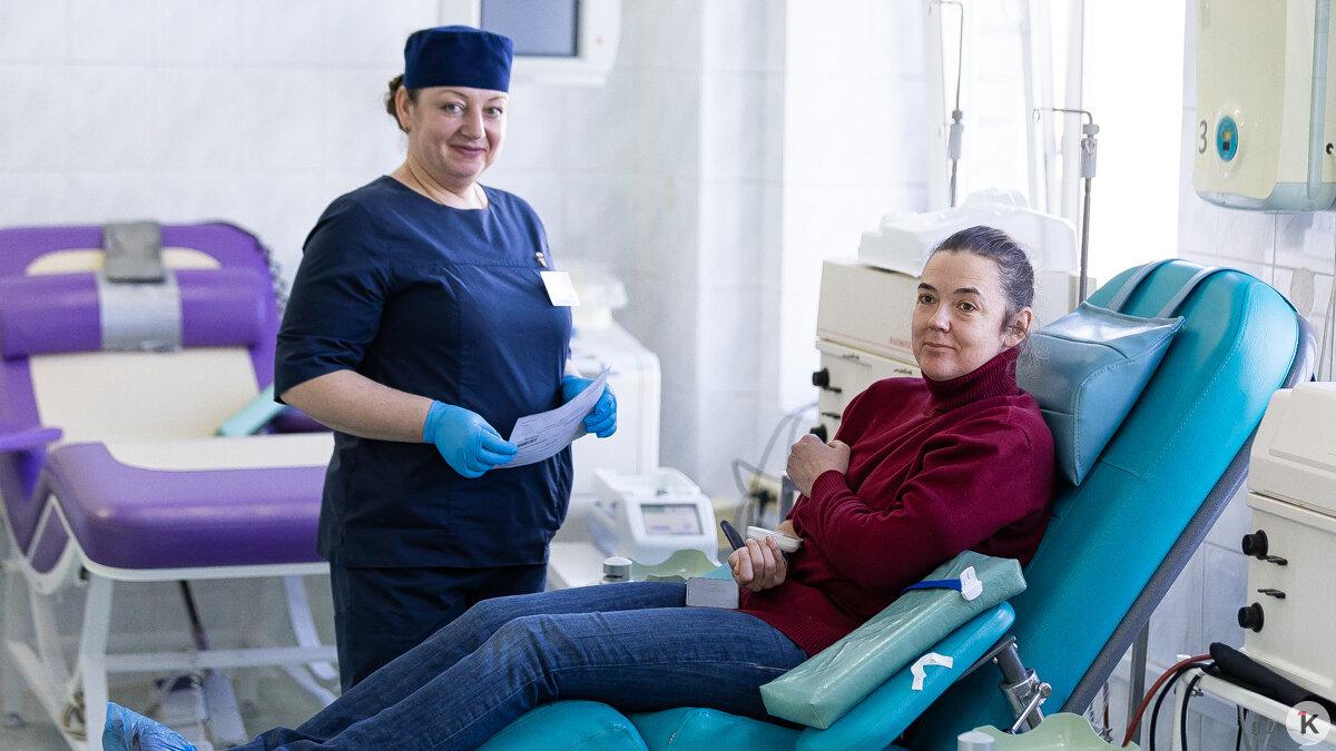 А кексик донорам нельзя: калининградская Служба крови раскрыла свои секреты