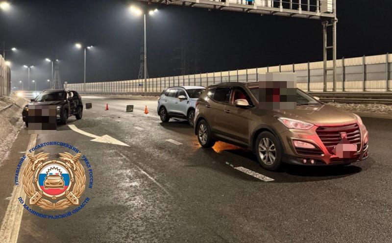 На окружной Калининграда «Ниссан» вырвался из-под управления