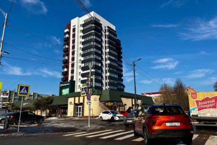 В Калининграде завершают капитальный ремонт 14-этажного дома