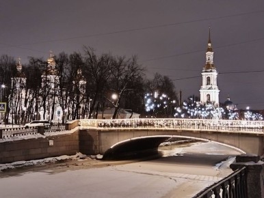 Обычные авиабилеты в Москву и Санкт-Петербург стали дешевле субсидированных