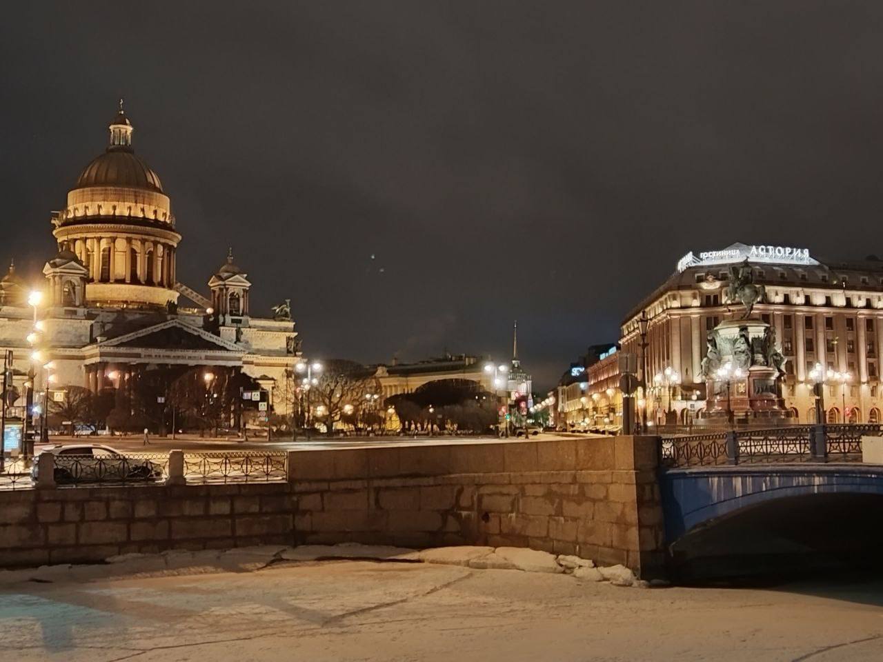 Обычные авиабилеты в Москву и Санкт-Петербург стали дешевле субсидированных Обычные авиабилеты в Москву и Санкт-Петербург стали дешевле субсидированных
