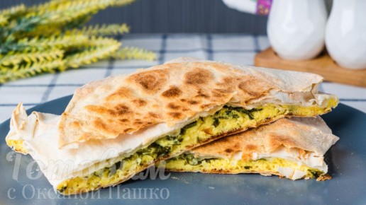 Лаваш с творогом и яйцами: завтрак, который можно приготовить за несколько минут