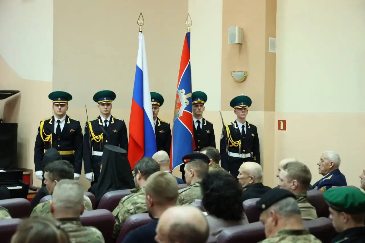 Елена Дятлова: В Калининграде на базе 25-й школы прошёл XI патриотический Форум «Герои нашего времени» Елена Дятлова: В Калининграде на базе 25-й школы прошёл XI патриотический Форум «Герои нашего времени»