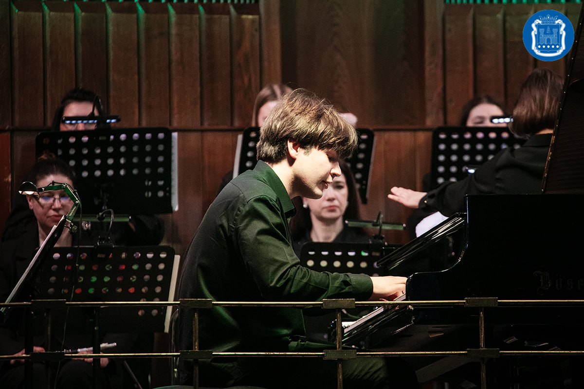 В Калининграде открыли международный фестиваль для детей и юношества «Музыкальная весна» В Калининграде открыли международный фестиваль для детей и юношества «Музыкальная весна»