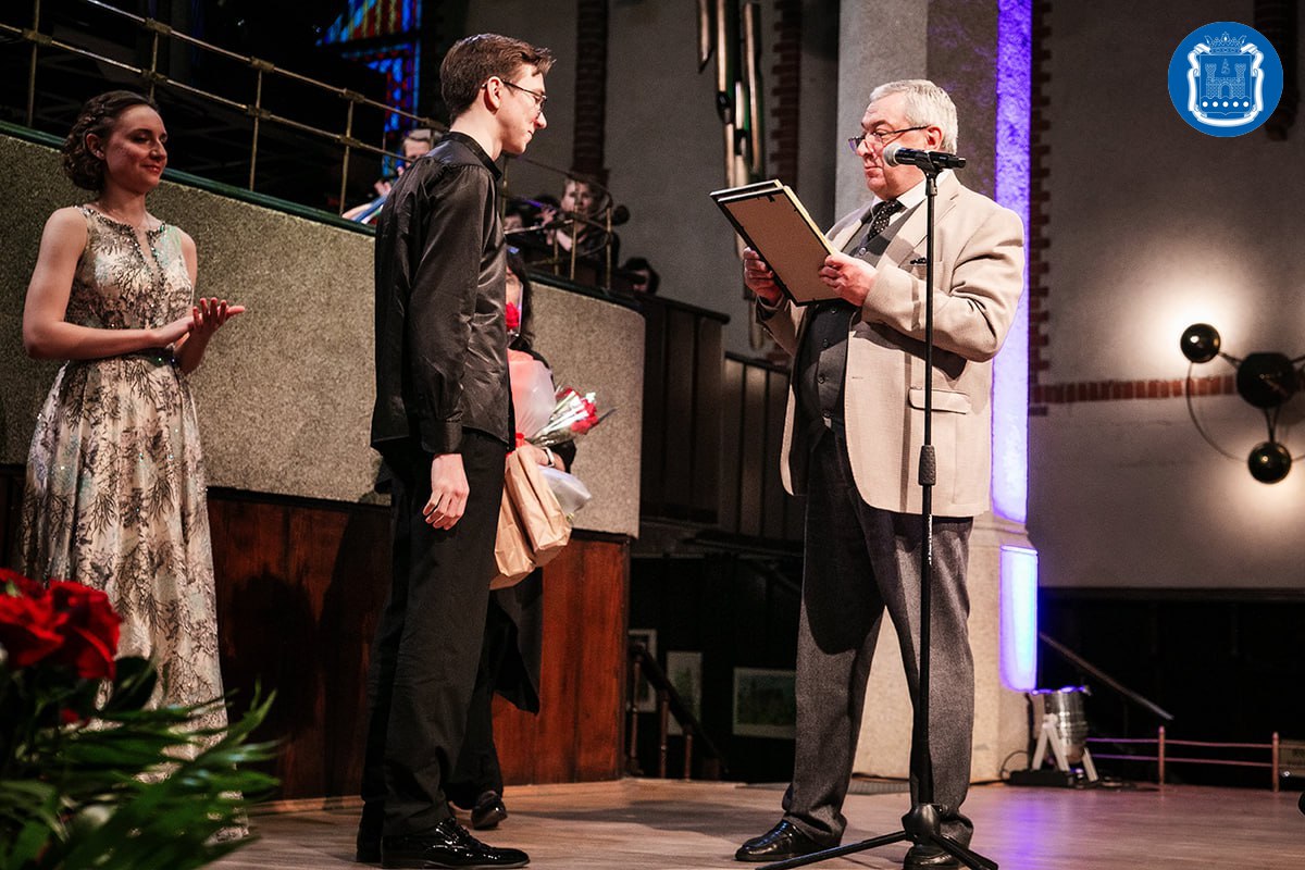 В Калининграде открыли международный фестиваль для детей и юношества «Музыкальная весна» В Калининграде открыли международный фестиваль для детей и юношества «Музыкальная весна»