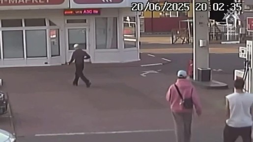 Подростки прошли огненным следом по рельсам в Калининградской области