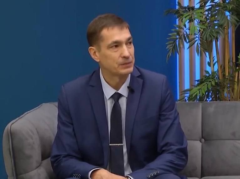 2 ������ � ��������� �������� ����̻ � ��� � ������: