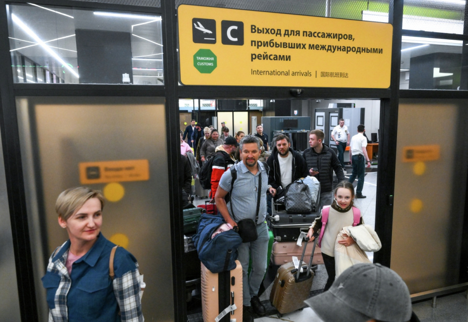 Туристический кризис: как обеспечить вывоз россиян за границу во время отмены рейсов