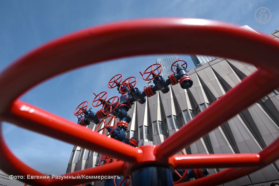 Трубопроводные поставки дизельного топлива в начале апреля резко сократились при растущем спросе