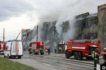 Павший в битве с огнём великан: что осталось от торгового центра «Гиант» на Московском проспекте