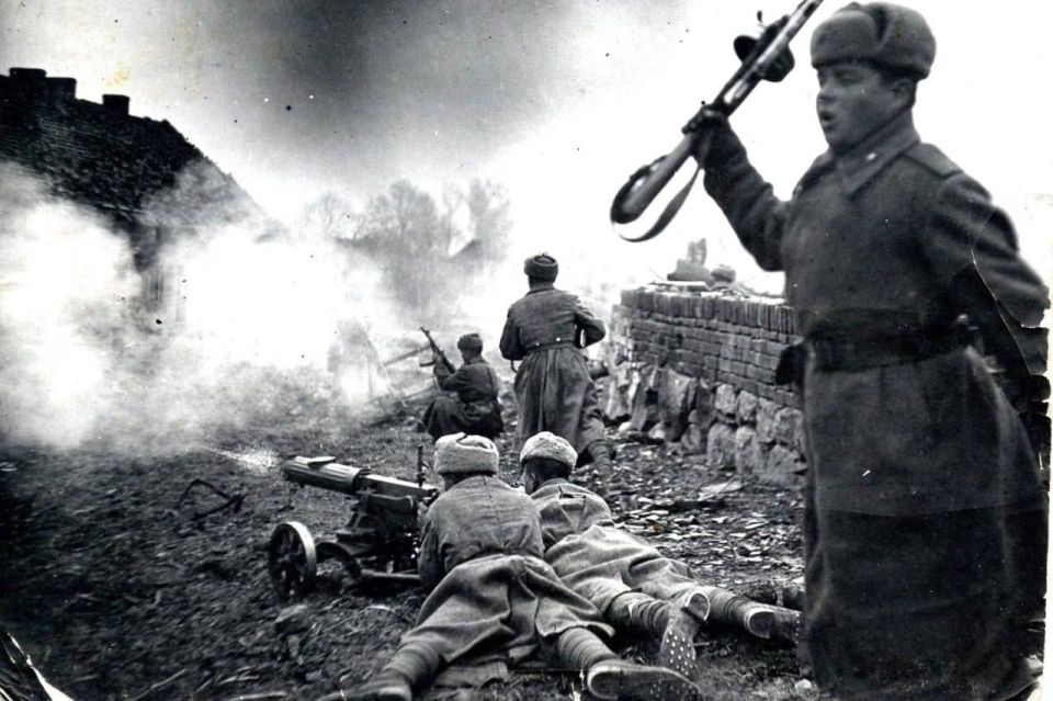 9 ������ 1945 ���� ���������� ����� ʸ��������� � ������, ������� �������� ������������ ���������