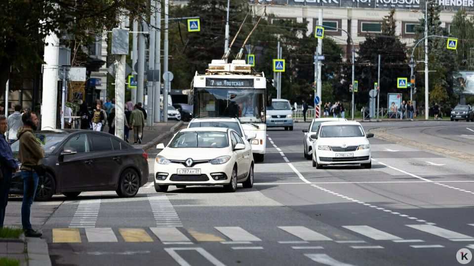 � ������������ ���������� ������������� ����� ������������� � ��������� ��������