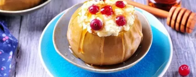 Запечённые яблоки с творогом: полезный и вкусный десерт для всей семьи