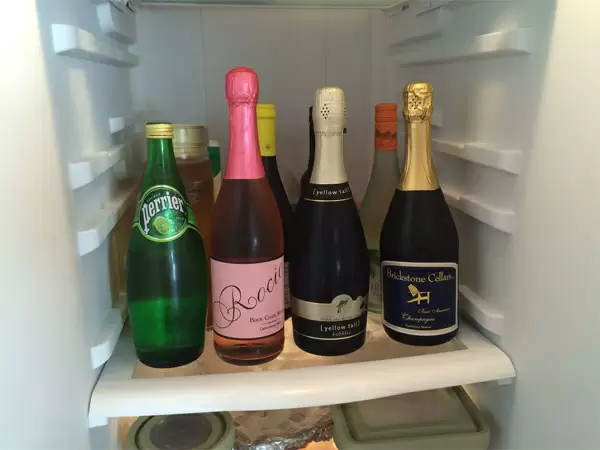 Почему алкоголь не следует хранить в холодильнике: советы экспертов