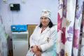 История медсестры, которая больше полувека помогает людям
