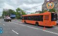 На Ленинском проспекте из-за резкого торможения автобуса пострадал пассажир
