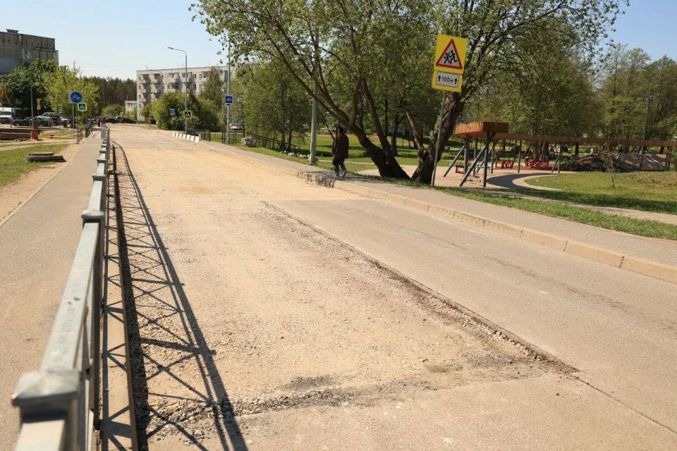 Сегодня, 19 мая, дорожные рабочие приступили к ремонту дорожного покрытия на улице Пролетарской – на участке от улицы Черняховского до улицы Шевченко Сегодня, 19 мая, дорожные рабочие приступили к ремонту дорожного покрытия на улице Пролетарской – на участке от улицы Черняховского до улицы Шевченко