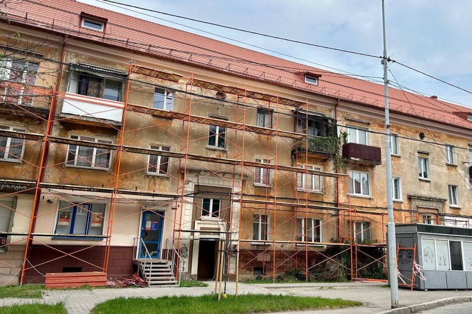 На улице Батальной, 39–45 в Калининграде начинают капитальный ремонт довоенного дома На улице Батальной, 39–45 в Калининграде начинают капитальный ремонт довоенного дома