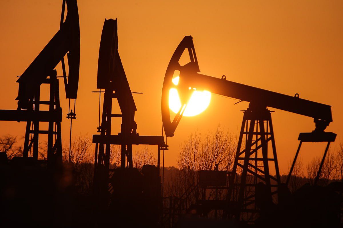 ОПЕК+ разрешила России и Саудовской Аравии в августе увеличить добычу нефти на 62 тысячи баррелей в сутки каждой