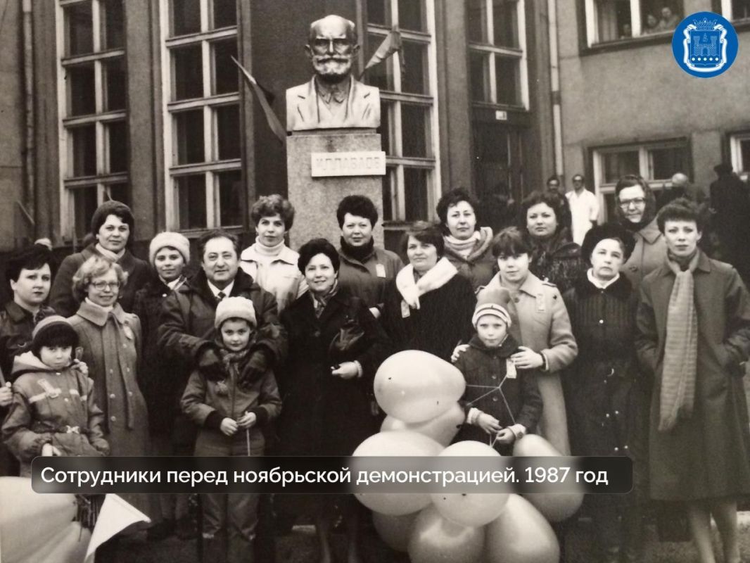 Областная клиническая больница отмечает 80-летие со дня образования Областная клиническая больница отмечает 80-летие со дня образования