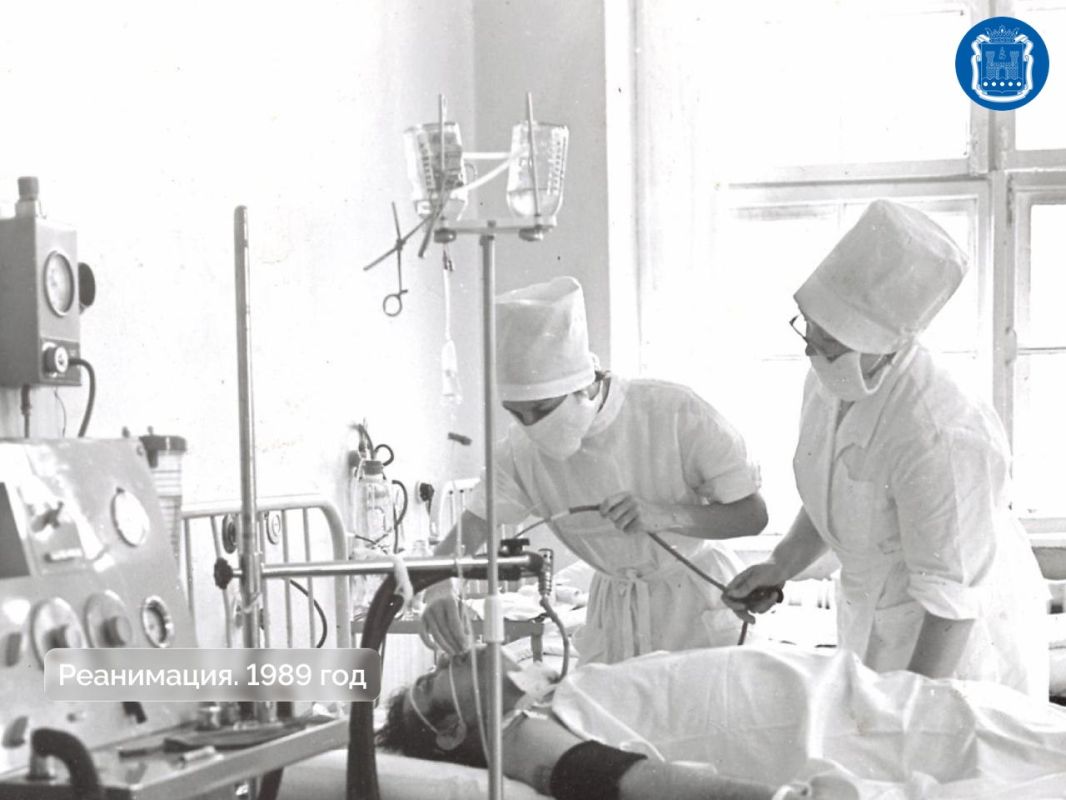 Областная клиническая больница отмечает 80-летие со дня образования Областная клиническая больница отмечает 80-летие со дня образования