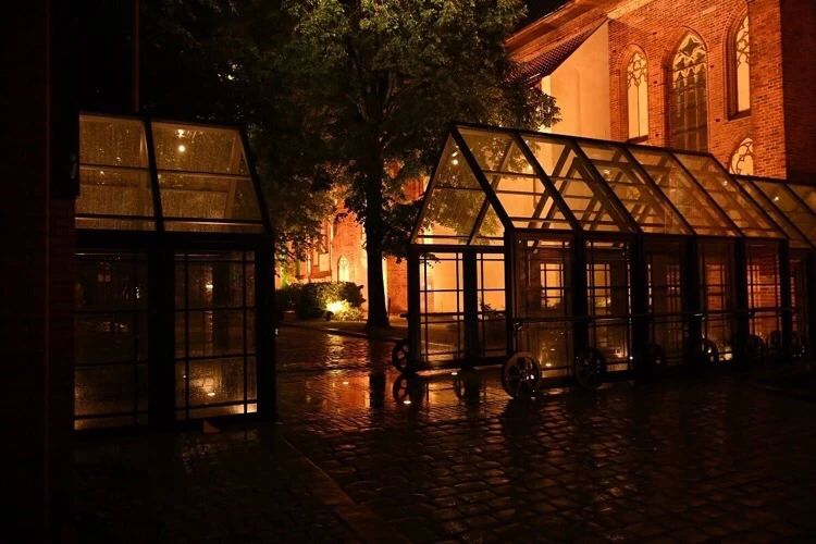 На острове Канта в Калининграде открыли новую галерею-переход от Кафедрального собора к туалету На острове Канта в Калининграде открыли новую галерею-переход от Кафедрального собора к туалету
