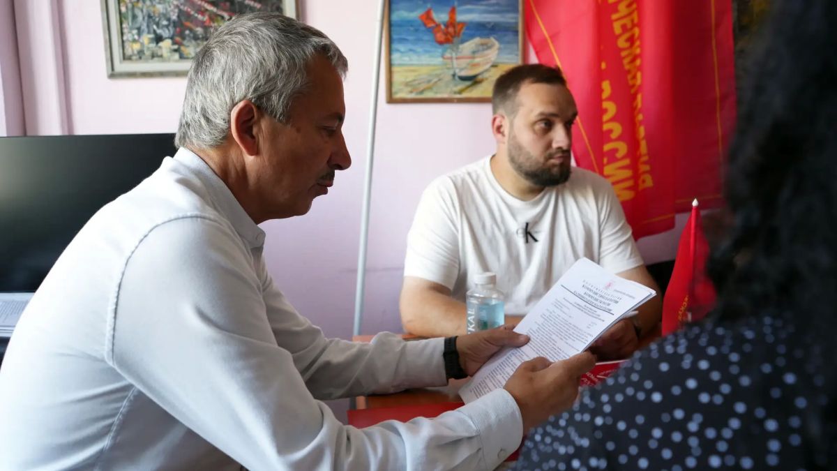В Калининграде прошло общее собрание КАЛИНИНГРАДСКОГО ОБЛАСТНОГО ОТДЕЛЕНИЯ Политической партии КОММУНИСТИЧЕСКАЯ ПАРТИЯ КОММУНИСТЫ РОССИИ по выдвижению кандидатов В Калининграде прошло общее собрание КАЛИНИНГРАДСКОГО ОБЛАСТНОГО ОТДЕЛЕНИЯ Политической партии КОММУНИСТИЧЕСКАЯ ПАРТИЯ КОММУНИСТЫ РОССИИ по выдвижению кандидатов