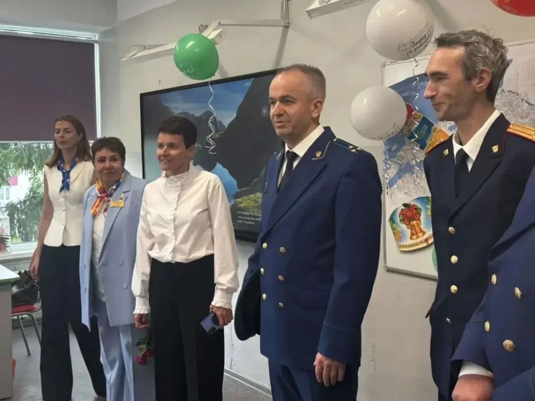 В Калининградской области открылись 11 профильных кадетских классов Следственного комитета России В Калининградской области открылись 11 профильных кадетских классов Следственного комитета России