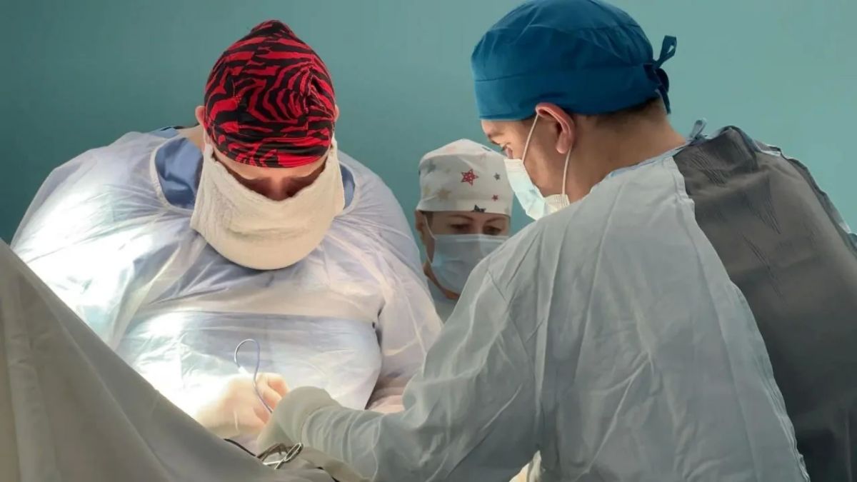 С детства — переломы, потом опухоль: в Калининграде 22-летнему пациенту провели операцию с расчётом на будущий протез С детства — переломы, потом опухоль: в Калининграде 22-летнему пациенту провели операцию с расчётом на будущий протез