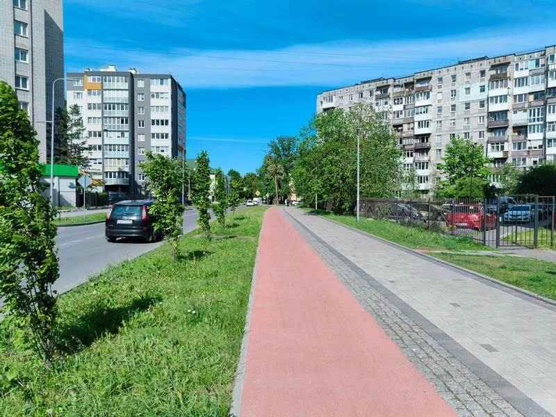 Курьер маркетплейса в Калининграде навсегда увёз 80 посылок с товарами