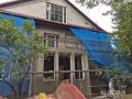 В Калининграде ремонтируют фасад исторического дома на проспекте Победы