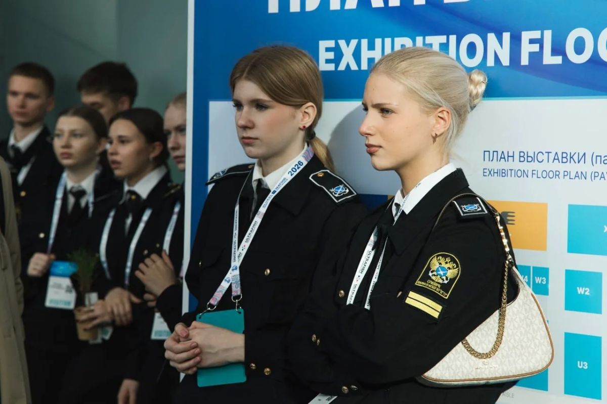 Выдающихся представителей рыбной отрасли наградили на полях Международного рыбопромышленного форума Выдающихся представителей рыбной отрасли наградили на полях Международного рыбопромышленного форума