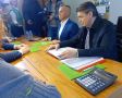Долговы хотят нагнать Романова по надоям