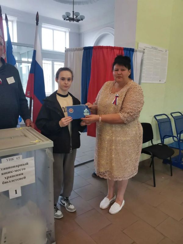 Улыбки наших впервые голосующих вам в ленту! Улыбки наших впервые голосующих вам в ленту!