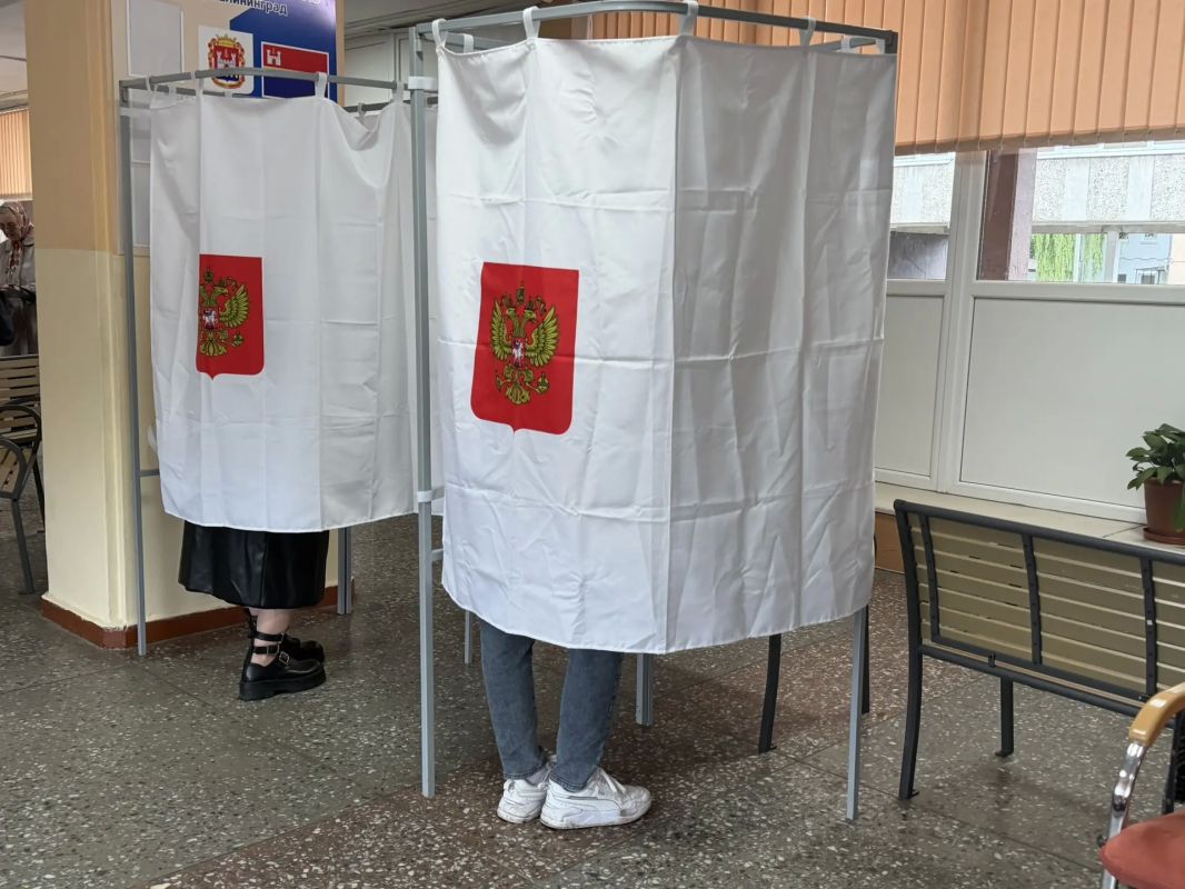 Елена Дятлова: Дорогие земляки! До окончания голосования остаётся меньше шести часов Елена Дятлова: Дорогие земляки! До окончания голосования остаётся меньше шести часов