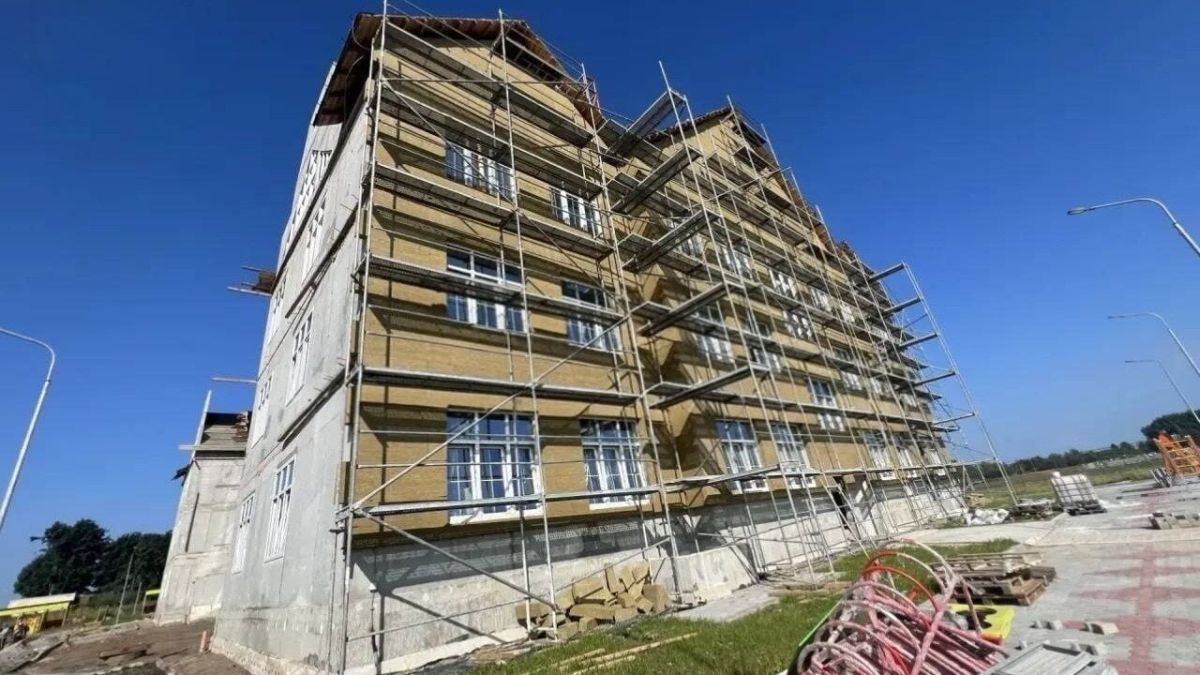 Строительство детского сада на 240 мест в Гвардейске ведётся с отставанием от графика