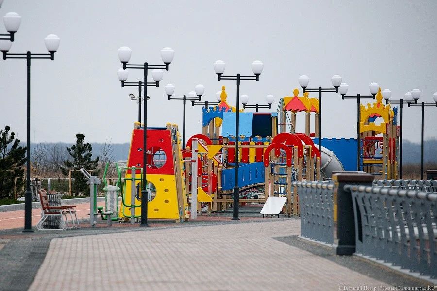 У «Ростех Арены» заменили детскую площадку, построенную к ЧМ-2018 У «Ростех Арены» заменили детскую площадку, построенную к ЧМ-2018